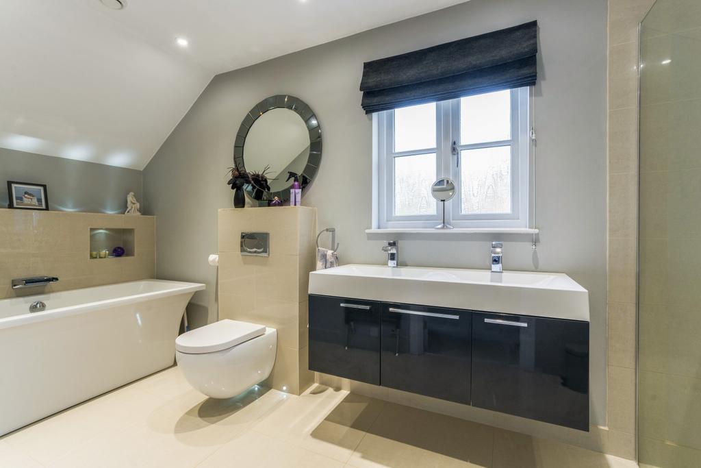 En-suite master