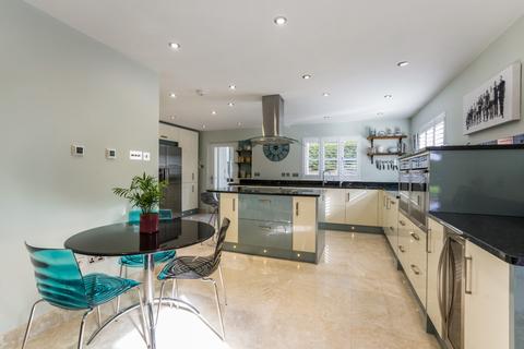 1 Longwood Lane, Failand, Bristol, BS8 3TQ
