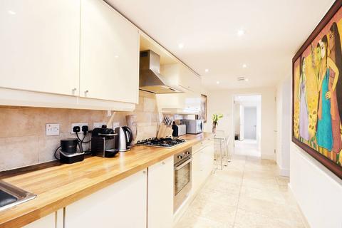 2 bedroom flat to rent, St Stephens Gardens, Westbourne Park, London, W2