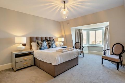 4 bedroom apartment to rent, Strathmore Court, St. John's Wood, London, NW8