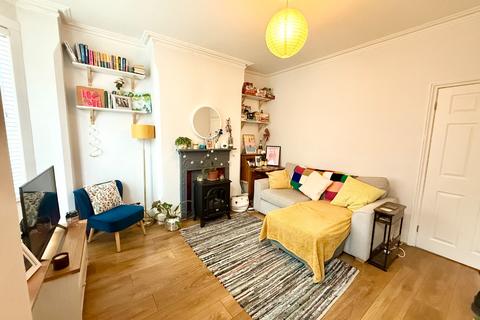 undefined, Wesley Grove, Nottingham, Nottinghamshire, NG5 2BL