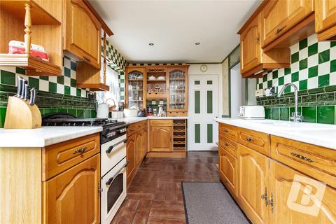 92 Parsonage Road, Rainham, RM13 9LF
