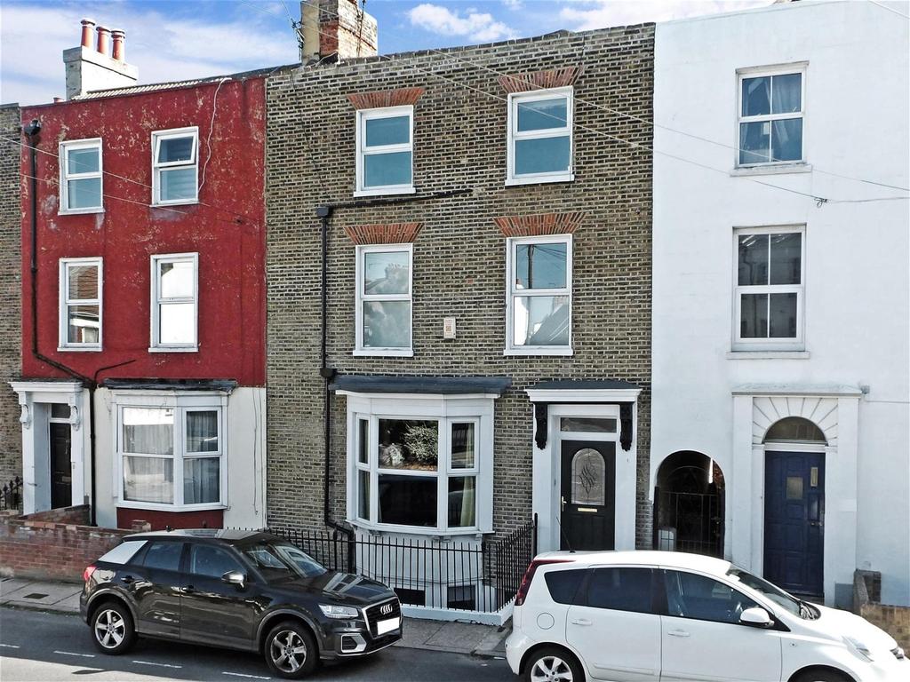 Victoria Road, Margate, Kent 6 bed detached house for sale £525,000