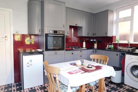 2 bedroom ground floor flat for sale - Glentworth Crescent, Skegness, Lincs, PE25 2TG