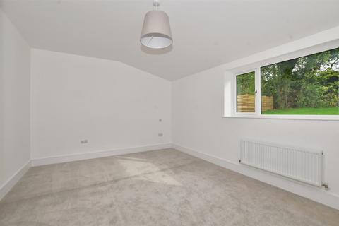 7 Brancaster Lane, Purley, CR8 1HJ