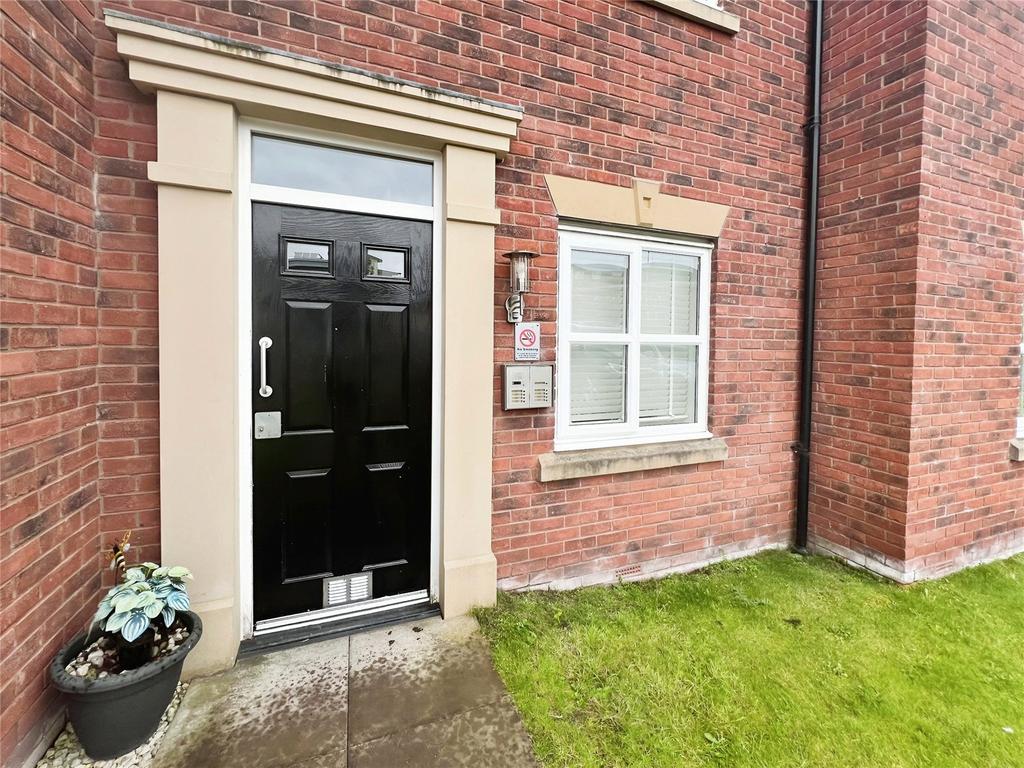 Charles Hayward Drive, Wolverhampton... 2 bed apartment £875 pcm (£
