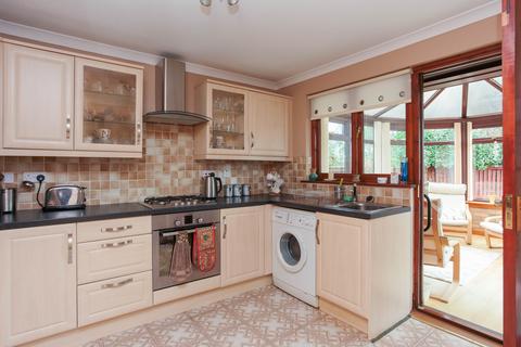 45 Chesters View, Bonnyrigg, EH19 3PU
