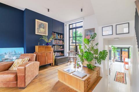 135 Sydney Road, London, N10 2ND