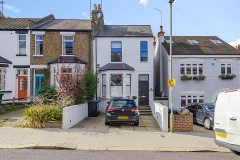 135 Sydney Road, London, N10 2ND