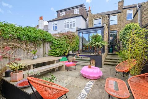 135 Sydney Road, London, N10 2ND