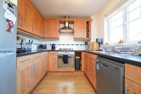 8 Bernisdale Place, Glasgow, G15 8BT