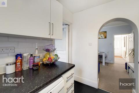 98 Priory Road, Croydon, CR0 3QY