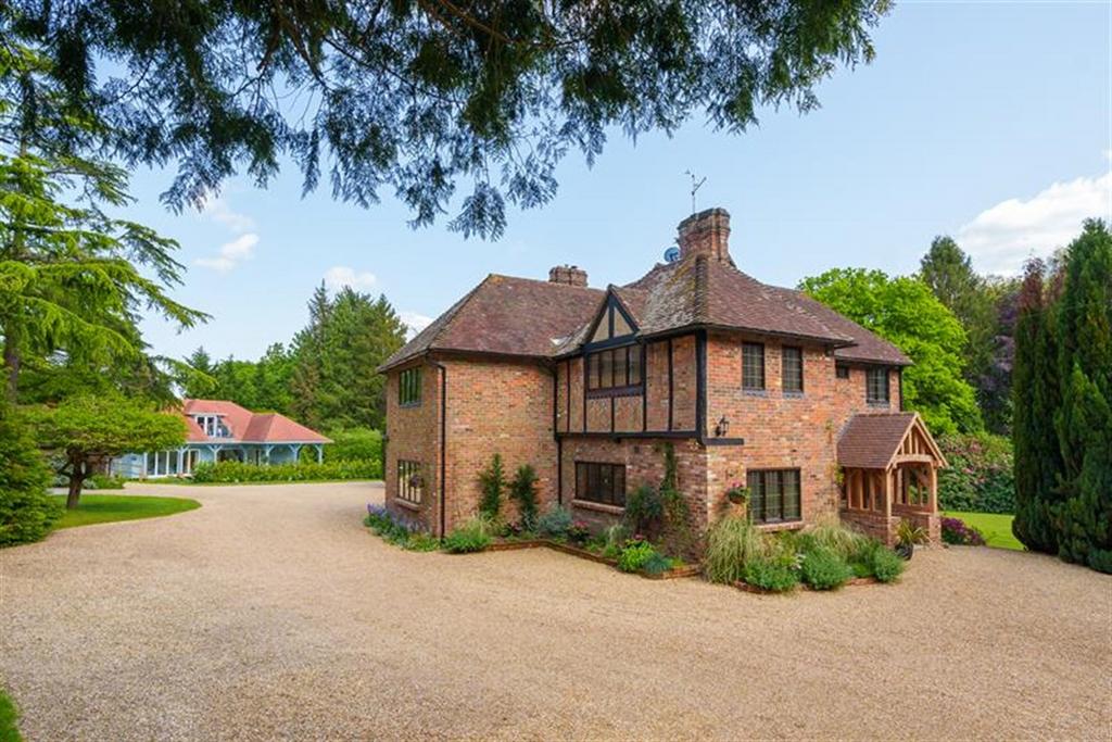 Tudor Close, Pulborough, RH20 7 bed house £2,750,000