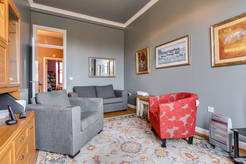 3/1, 3 Balshagray Crescent, Glasgow, G14 9RY