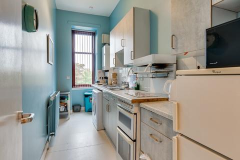 3/1, 3 Balshagray Crescent, Glasgow, G14 9RY