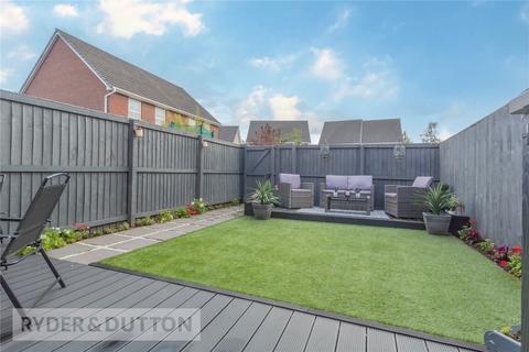 3 bedroom townhouse for sale - Omrod Road, Heywood, Greater Manchester, OL10