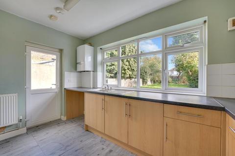 4 Wheatley Gardens, London, N9 9UE