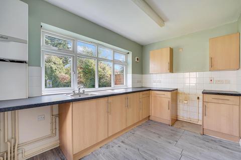 4 Wheatley Gardens, London, N9 9UE