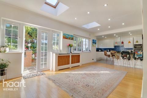 36 Barn Way, Wembley, HA9 9NW