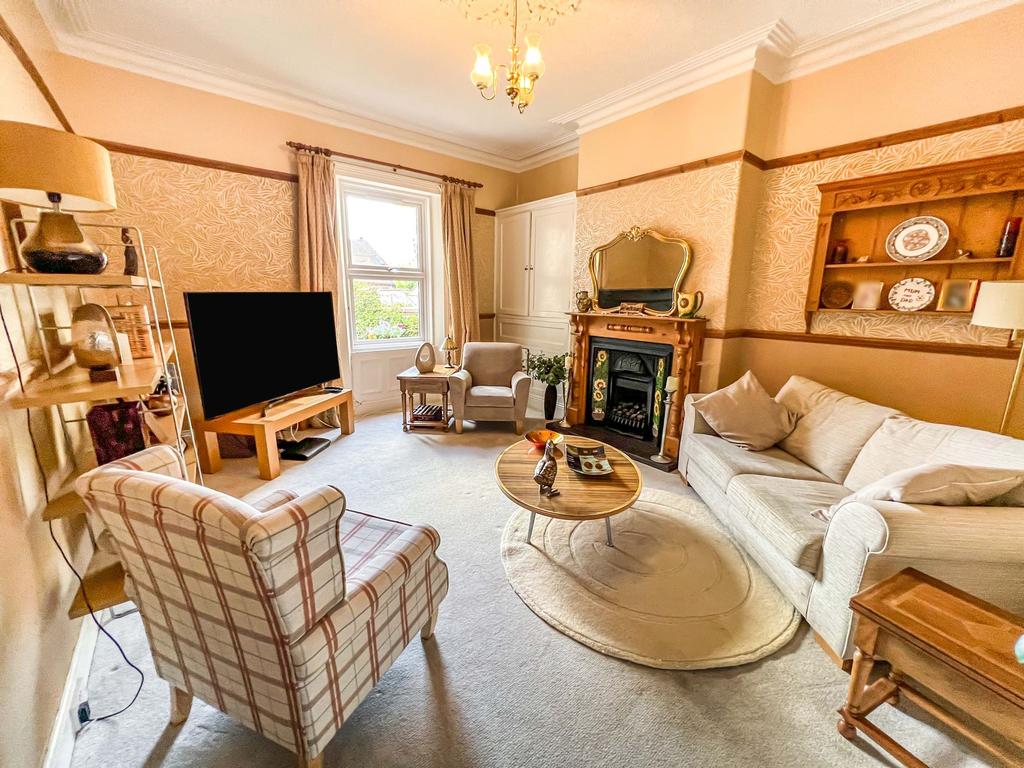 Station Approach, Benton, Newcastle... 6 bed terraced house £535,000