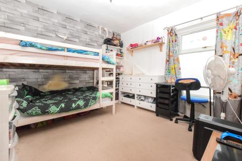 28 Byron Street, Runcorn, WA7 5BX