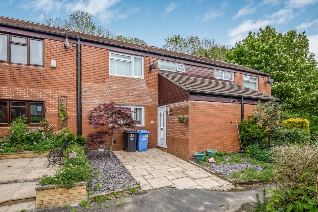 Charlton Close, Runcorn 3 bed terraced house £135,000