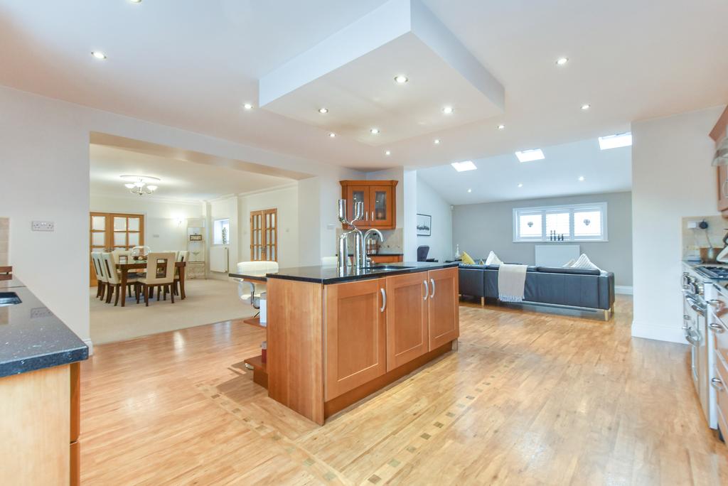 Station Road, Sutton Weaver, Cheshire 4 bed semidetached house £595,000