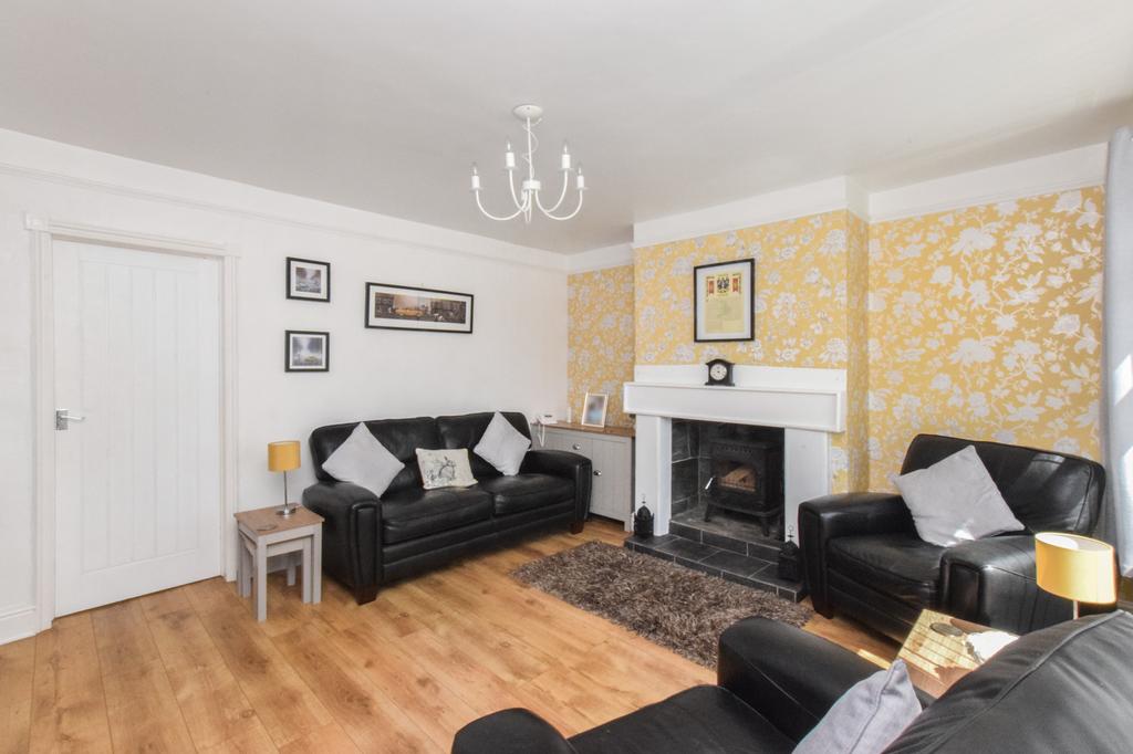 Dudley Avenue, Runcorn 4 bed semidetached house £190,000