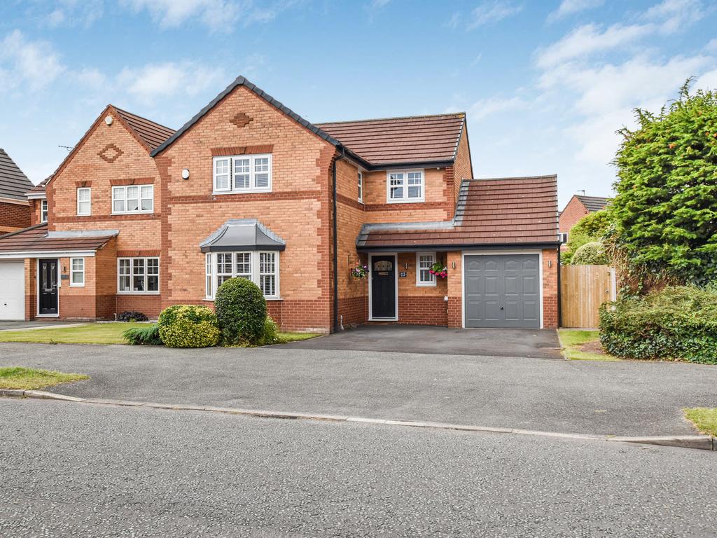 Whitchurch Close, Padgate, Warrington 4 bed detached house for sale - £ ...