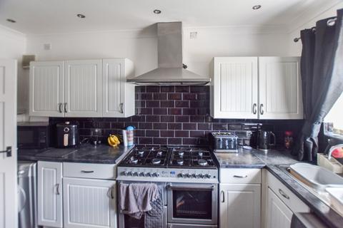 39 Barnes Road, Widnes, WA8 3LH