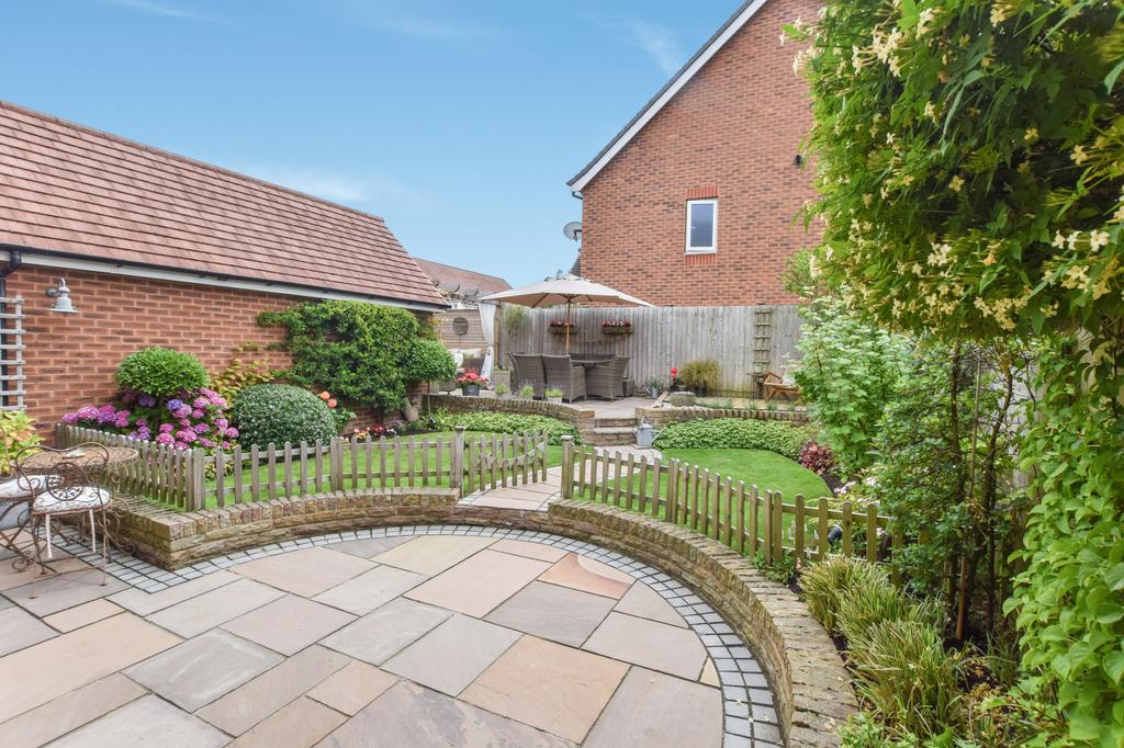St. Wilfreds Road, Widnes 4 bed detached house £350,000