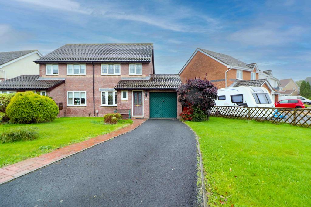 Ffordd Beck, Swansea, SA4 3 bed semidetached house £950 pcm (£219 pw)