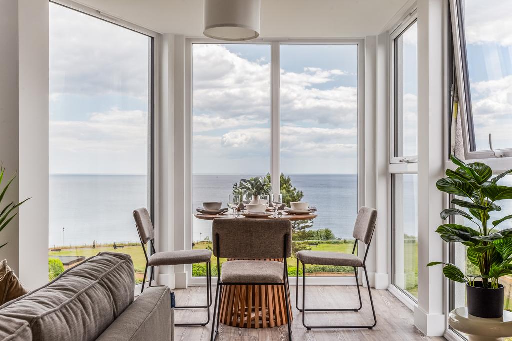 Show Dining Room