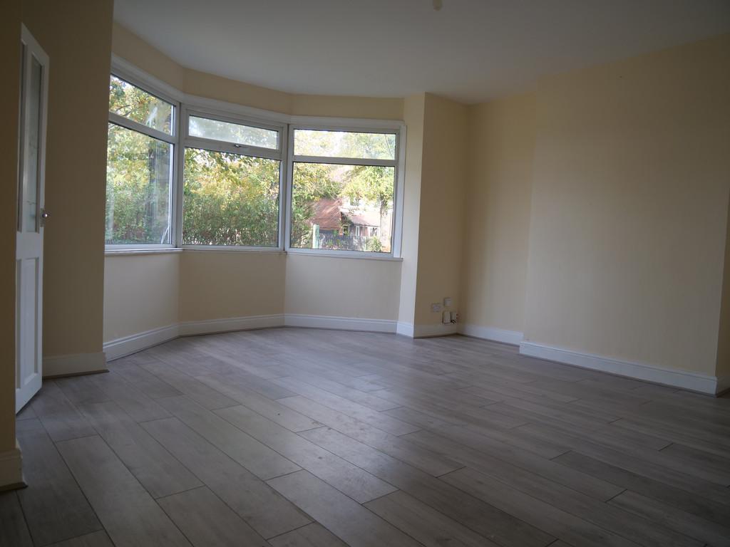 Keith Road, Middlesbrough, TS4 3 bed semidetached house £600 pcm (£