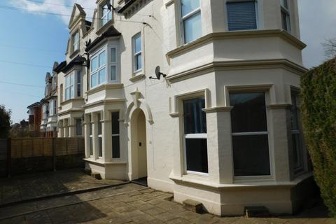 1 bedroom flat for sale - Amherst Road, Bexhill-on-Sea, TN40