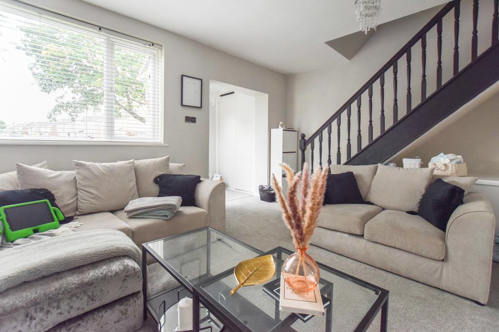 Brookfield Avenue, Runcorn 3 bed townhouse £150,000