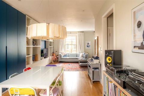 3 bedroom apartment for sale, Eardley Crescent, Earls Court, SW5
