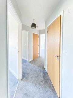 2 bedroom flat to rent - Old Coach Road, Runcorn, WA7 1NB