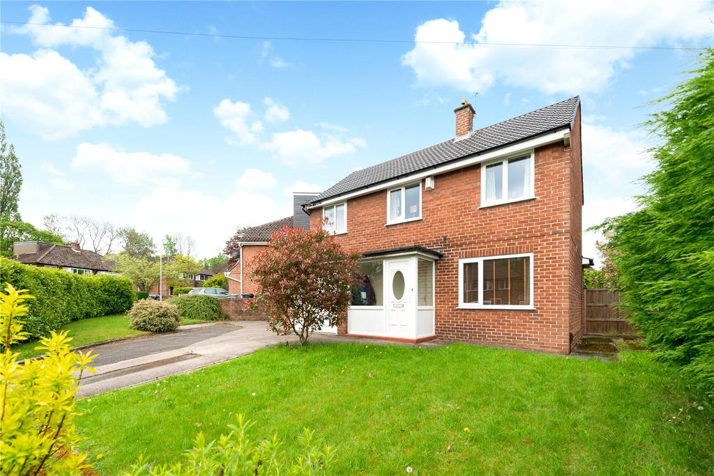 Dean Drive, Wilmslow, Cheshire, SK9 3 bed detached house £1,500 pcm