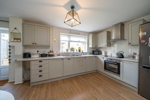56 Someries Road, Hemel Hempstead, HP1 3PJ