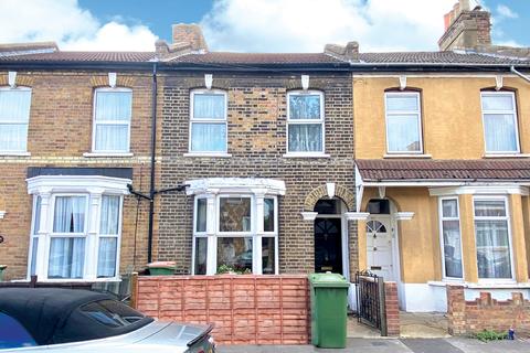 30 Colegrave Road, London, E15 1ED