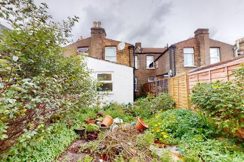 30 Colegrave Road, London, E15 1ED