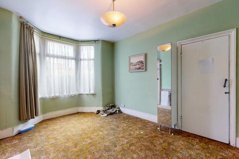 3 Morley Road, London, E15 3HF