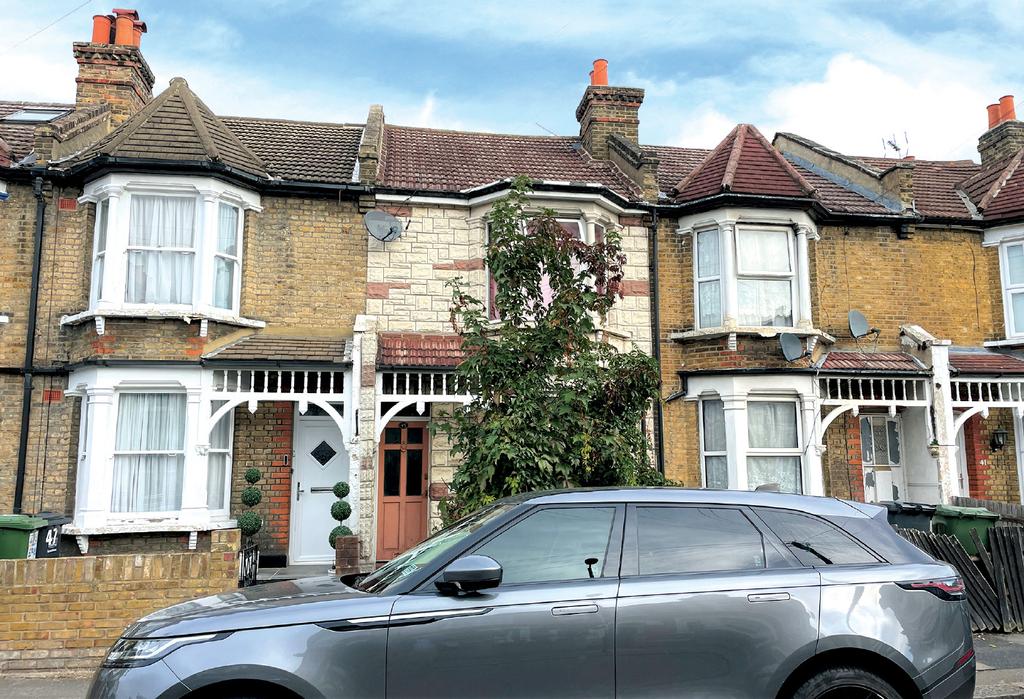 45 Hawstead Road, Catford 2 bed terraced house £300,000