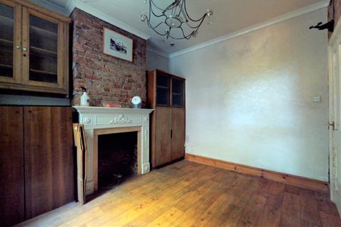 2 Llanover Road, London, SE18 3SU