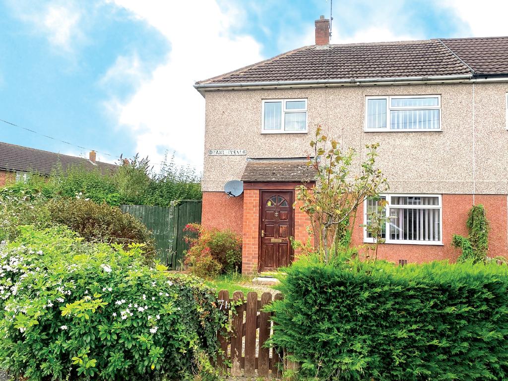 71 Drake Avenue, Worcester 3 bed semidetached house £50,000