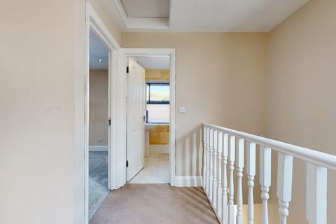 16 Howards Road, London, E13 8AY