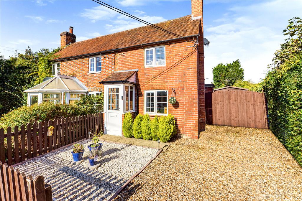 Shyshack Lane, Baughurst, Tadley, Hampshire, RG26 2 bed semi-detached ...