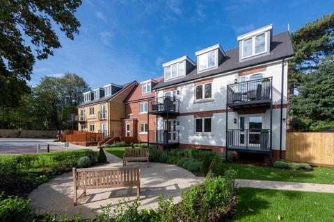 1 bedroom apartment for sale - Plot 14, 1 bedroom retirement apartment  at Langton Lodge, 7 Thorpe Road, Staines TW18