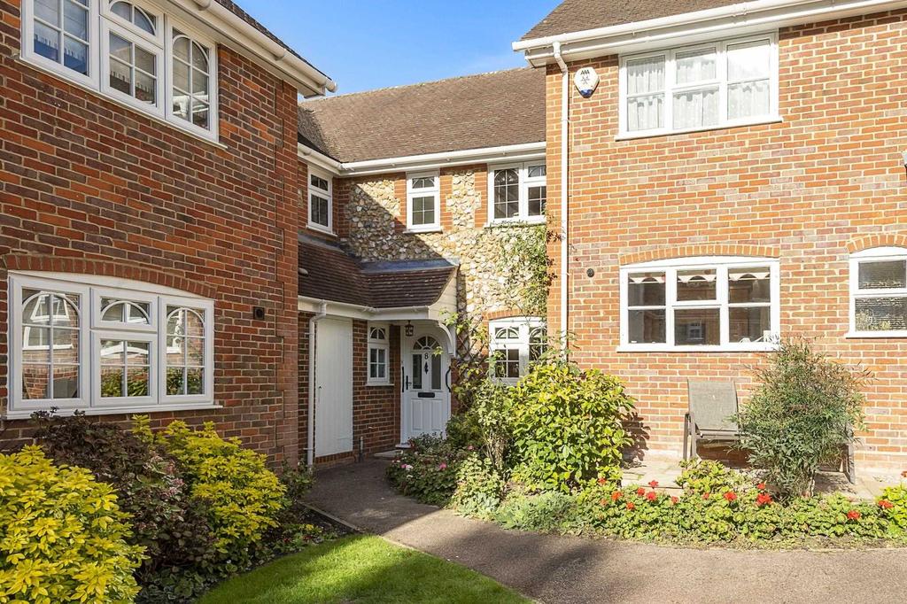 Dunsley Place, Tring 1 bed for sale £535,000